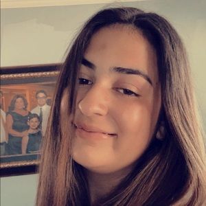 Meet your Posher, Mya